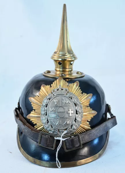 Mecklenburg Schwerin Enlisted Infantry Pickelhaube Visuel 1 principal